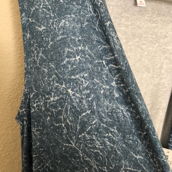 LuLaRoe Joy duster - Picture 2 of 3